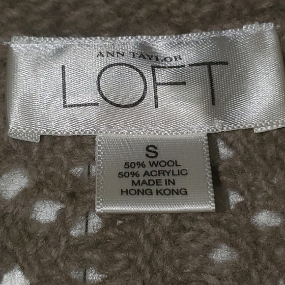 Loft brand wool blend sweater in taupe color - Picture 3 of 5